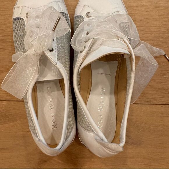 NOVALEE GLITTER MESH PLATFORM SNEAKERS IN SILVER - Picture 4 of 11